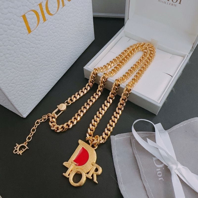 chr1st1an D10r necklaces